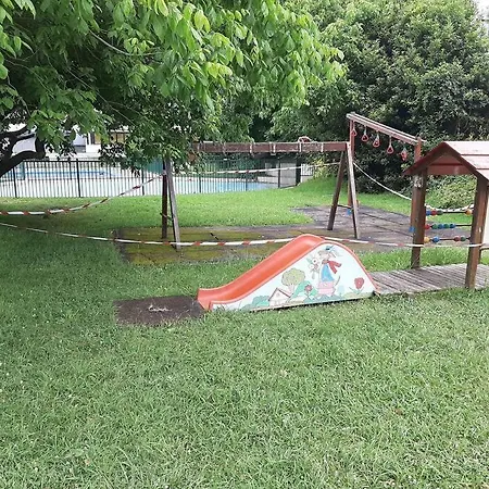 A 130 Metros De La Playa Parking