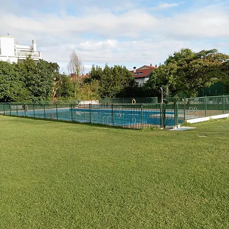 A 130 Metros De La Playa Parking * Zarautz