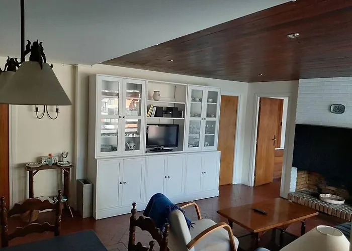 A 130 Metros De La Playa Parking Zarautz